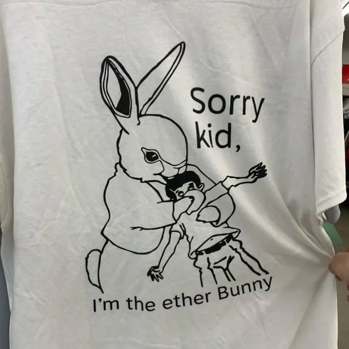 35 Times People Were So Surprised By A Shirt They Saw In Public, They Just Had To Document It (New Pics)