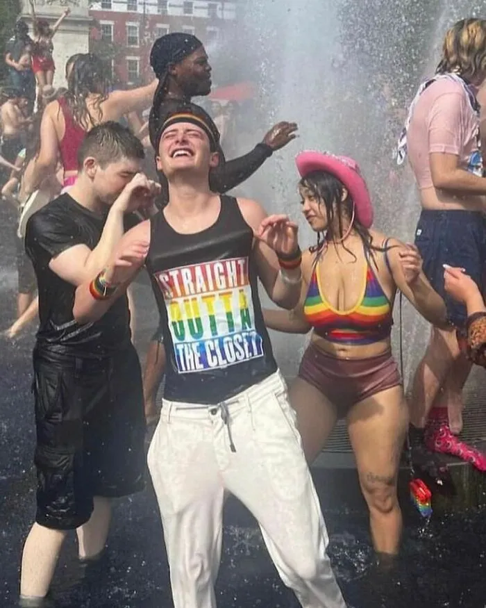 35 Times People Were So Surprised By A Shirt They Saw In Public, They Just Had To Document It (New Pics)