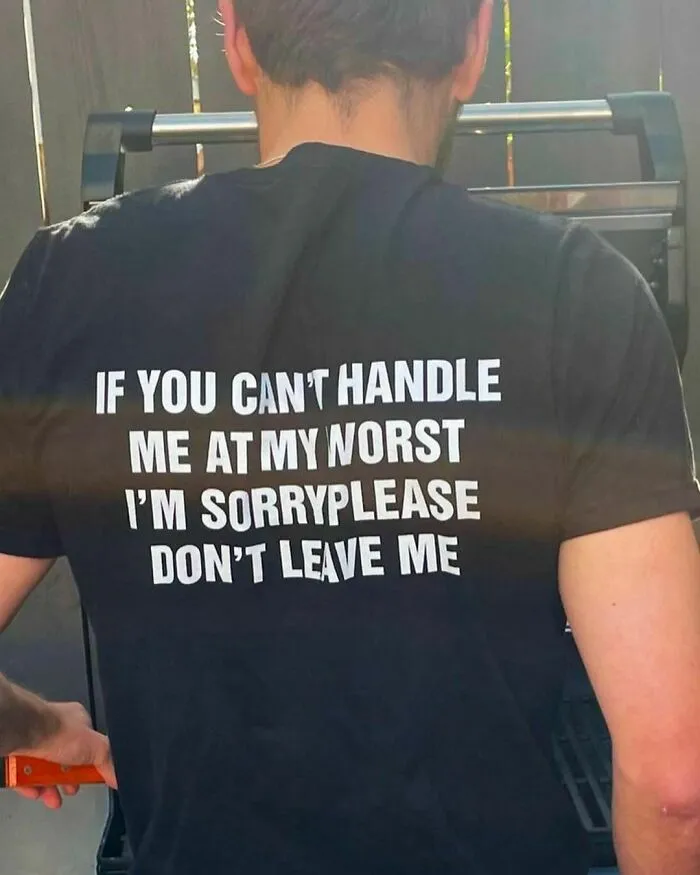 35 Times People Were So Surprised By A Shirt They Saw In Public, They Just Had To Document It (New Pics)