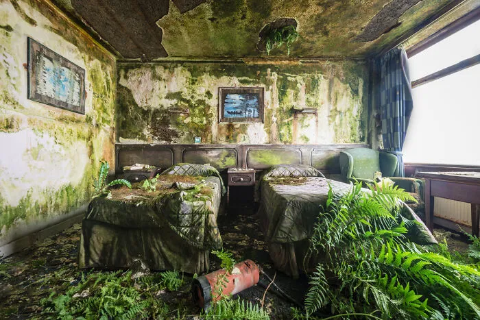In My Series Of Abandoned Places, I Invite You To Travel Through A Post-Apocalyptic World