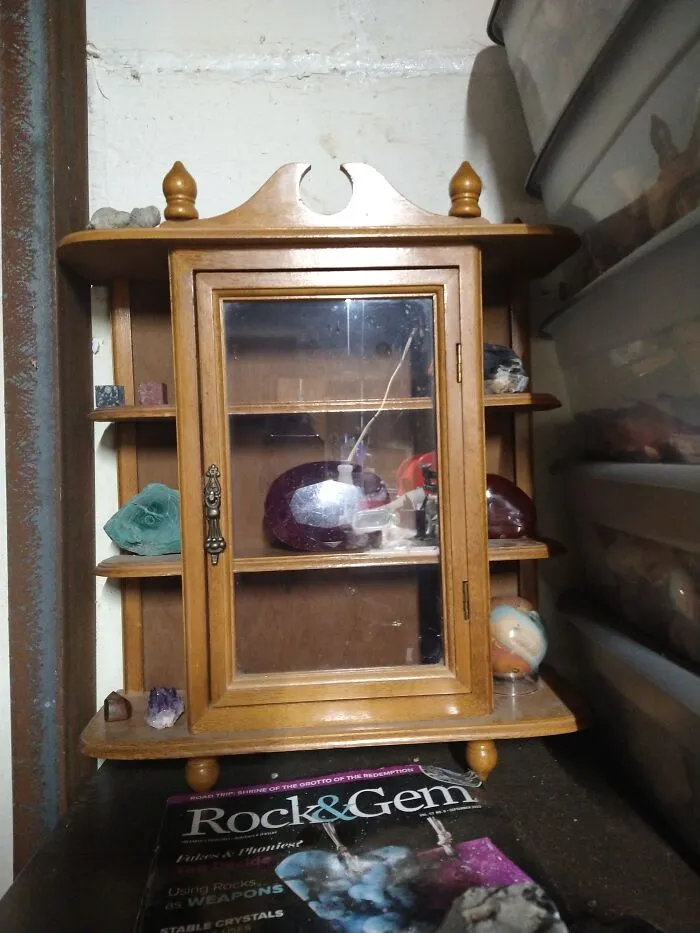 This Little Gem & Mineral Display Graces The Top Of My Gemology And Lapidary Reference Shelf