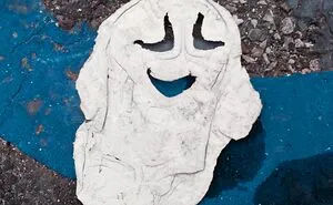 A Stage Of Expressions: I Find Funny Faces In Everyday Objects, Here Are 30 Of My Pareidolia Pics
