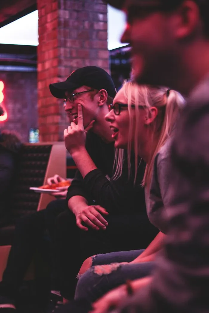 “Being Able To Fix Things Yourself”: 30 Things Young People Find Odd That Used To Be Normal