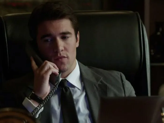 Josh Bowman As Daniel On Revenge