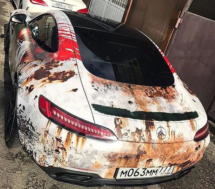 Decorado como si estuviera mugriento