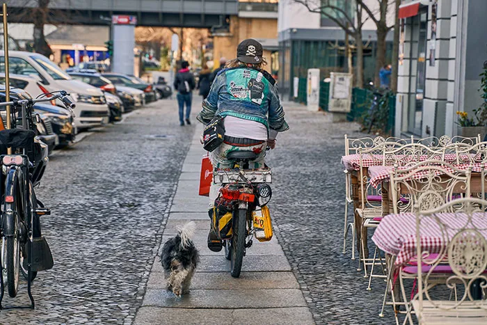 35 People Share The Most Bizarre Situations They've Witnessed That Felt Like They Were Scripted