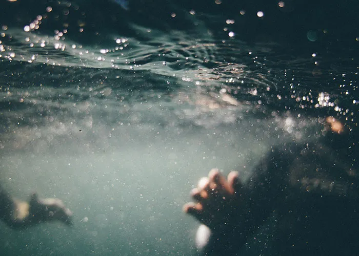 “Brought Up In A Cult”: 35 Things People Went Through As Kids And Didn’t Realize Were Unusual