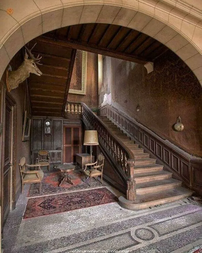 Abandoned Mansion, Belgium
