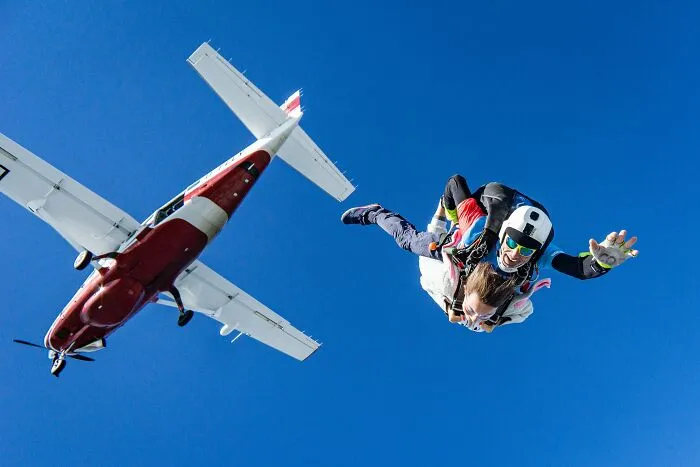 Skydiving from the place