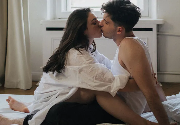 30 Female Habits That Make Men’s Blood Boil