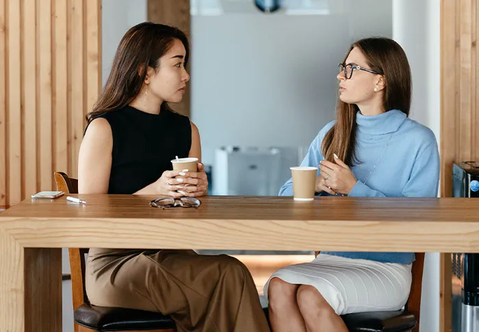30 Female Habits That Make Men’s Blood Boil