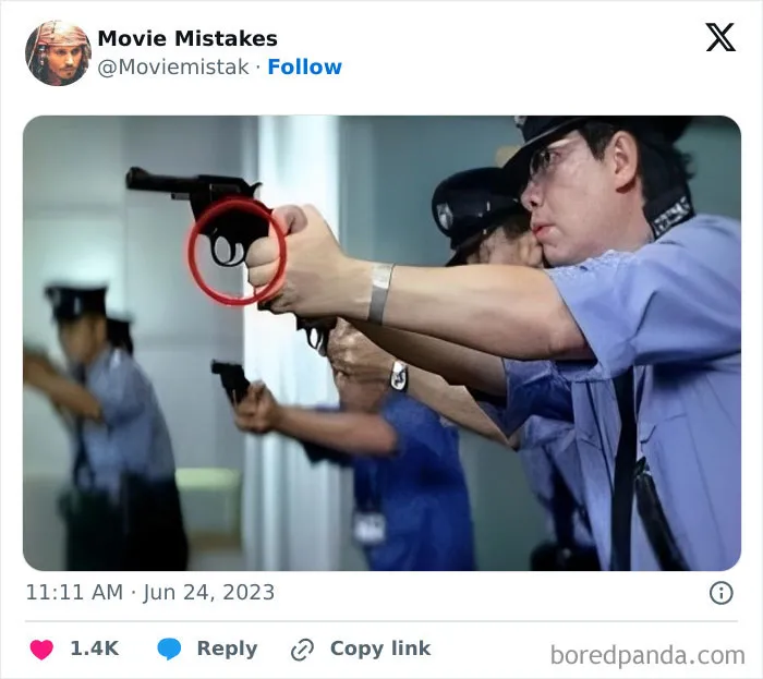 30 Huge Mistakes That Ended Up In The Final Versions Of Movies And TV Shows