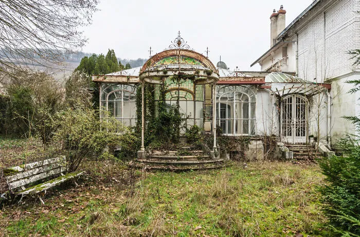 In My Series Of Abandoned Places, I Invite You To Travel Through A Post-Apocalyptic World