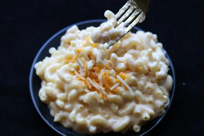 “It’s Life-Changing”: 30 People Share Their Genius Single-Ingredient Cooking Tips