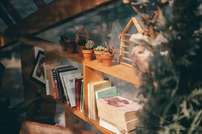 30 Men Share Real-Life Examples Of "A Woman's Touch"