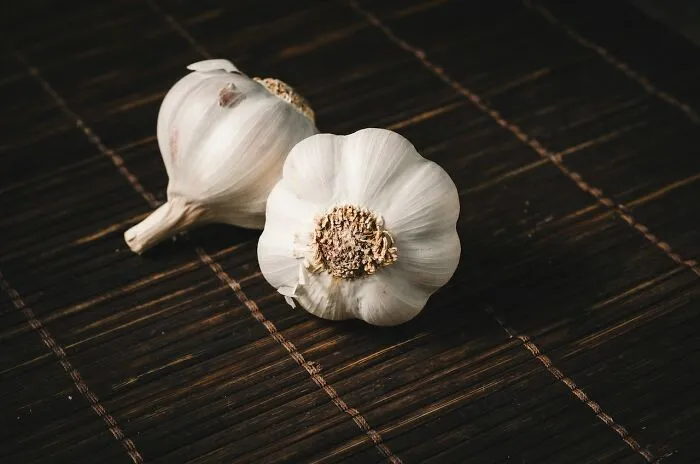 “It’s Life-Changing”: 30 People Share Their Genius Single-Ingredient Cooking Tips