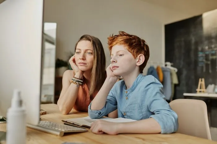 Parenting Things That Might Sound Good, But Are Actually Toxic Parenting (30 Answers)