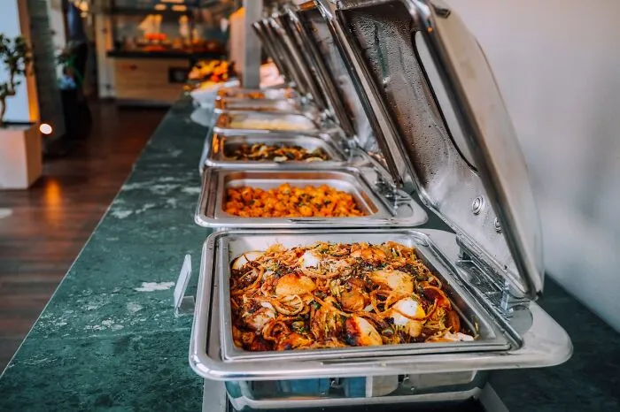 30 Restaurant Guests Share The Most Disgusting Things They’ve Seen, And It Hurts To Read