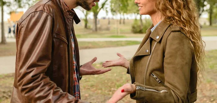50 First-Date Horror Stories From People Who Suffered Through Them