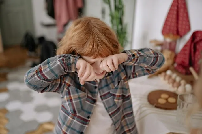 Parenting Things That Might Sound Good, But Are Actually Toxic Parenting (30 Answers)