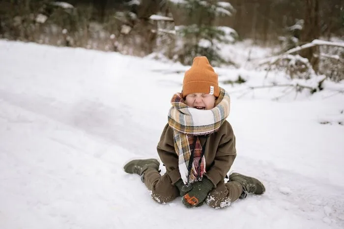 Parenting Things That Might Sound Good, But Are Actually Toxic Parenting (30 Answers)