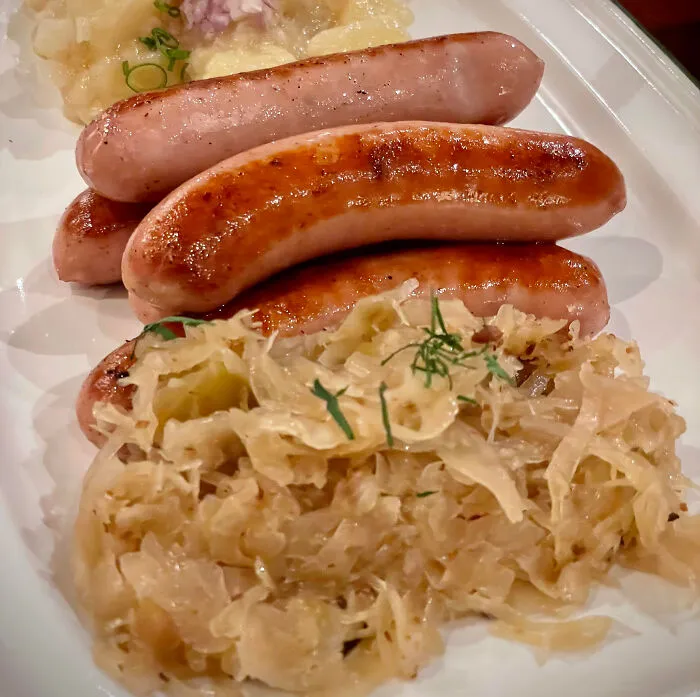 30 People Share What Cheap Meals They Make To Stay Full When They're Broke