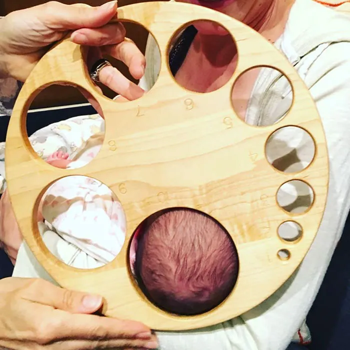 This Is What 10cm Dilated Actually Looks Like