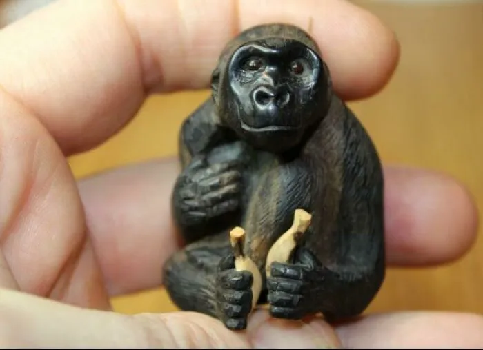 I Hand Carved This Ebony Gorilla With Amber Eyes And Boxwood Bananas