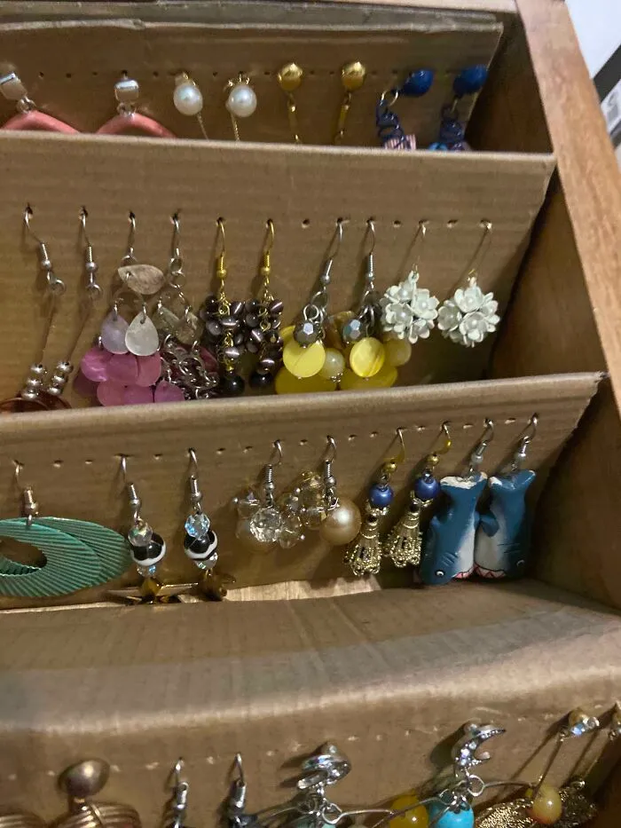 My Daughter Just Threw Her Earrings In A Drawer! So I Organized It For Her. I Hope You All Like It!
