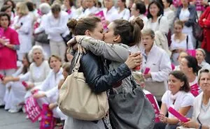 50 Pics That Capture The Beauty Of Humans That's Often Overlooked