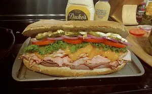 “We Don't Actually Know What Sandwiches Are”: 40 Pics From The Group Dedicated To Sandwiches