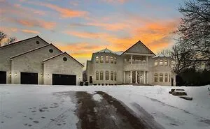 45 Times Giant Suburban McMansions Were Shamed By This Online Community
