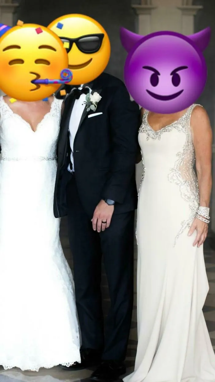 La madre del novio se pone esto y cree que te parece bien