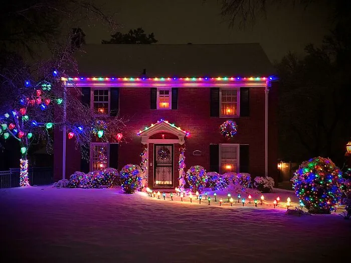 Save Money With Simple Decorations on Trees or Shrubs