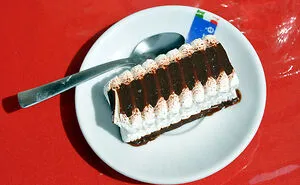 36 Things Kids Thought Were Super Fancy But Were Actually Not Really, According To Netizens