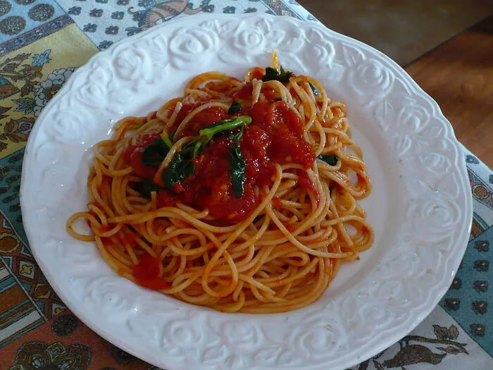 30 People Share What Cheap Meals They Make To Stay Full When They're Broke