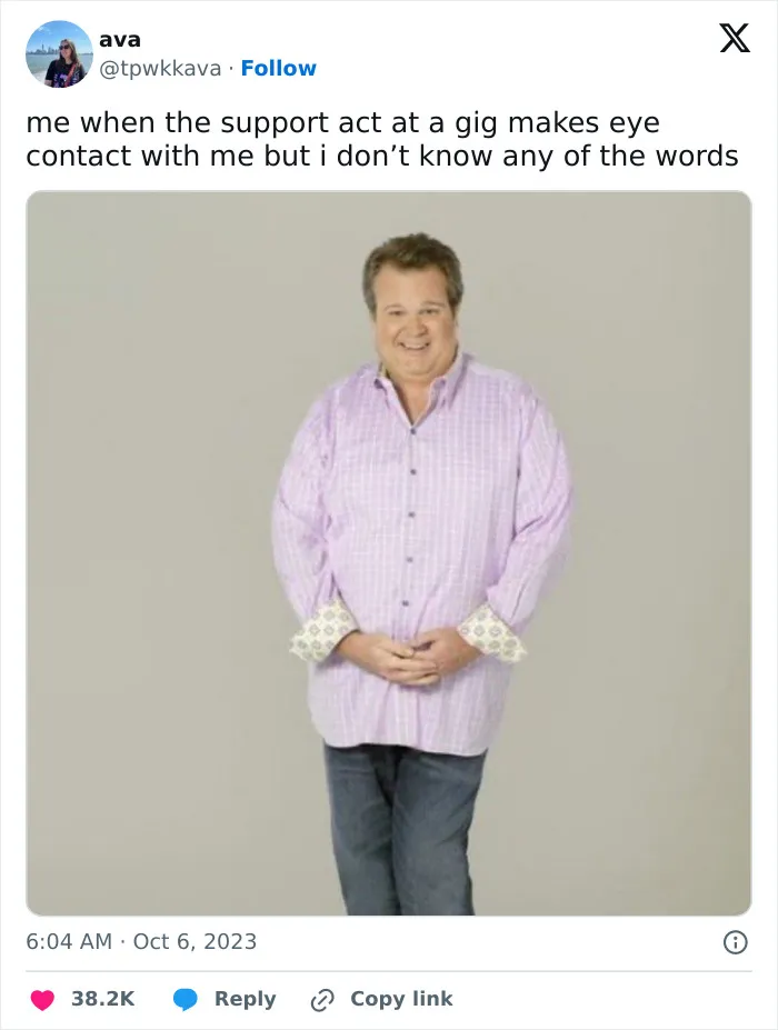 Kevin James "Passed" The Meme Torch To Eric Stonestreet And Here Are 30 Of The Funniest Pics