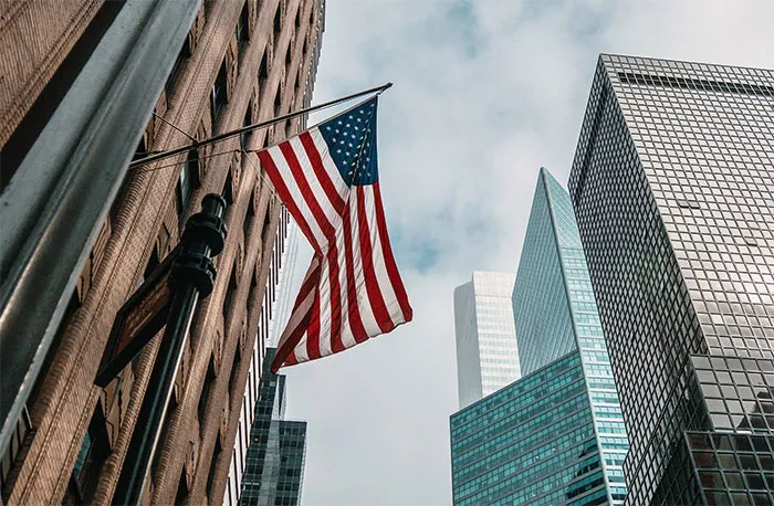 “Not Worth The Rabies Shots”: 50 Life-Saving Tips On What Not To Do When Visiting The US