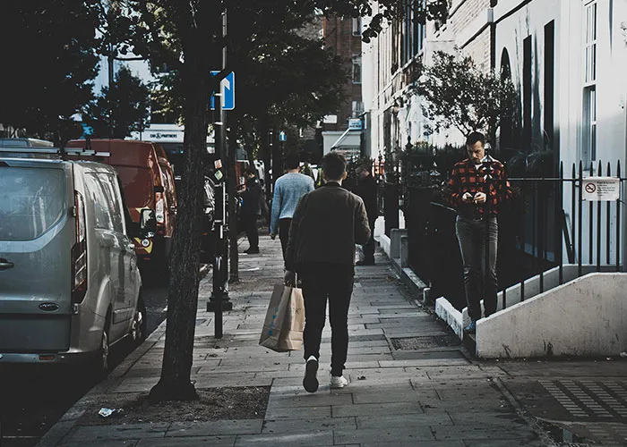 30 British People Share "Totally Normal" Things That Are "Nonexistent" In America