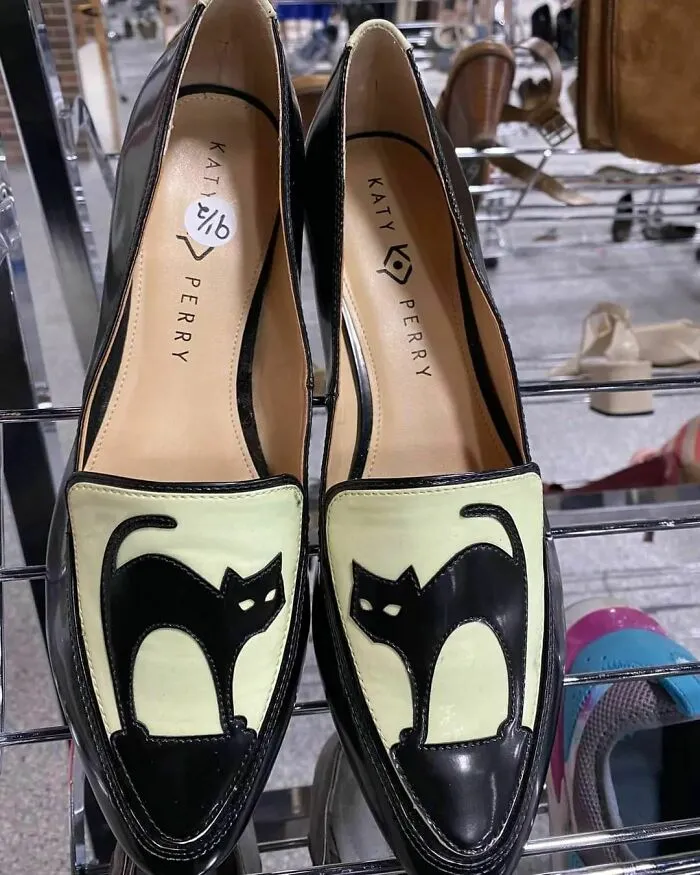 I Found These Thrifting Today! They Glow In The Dark