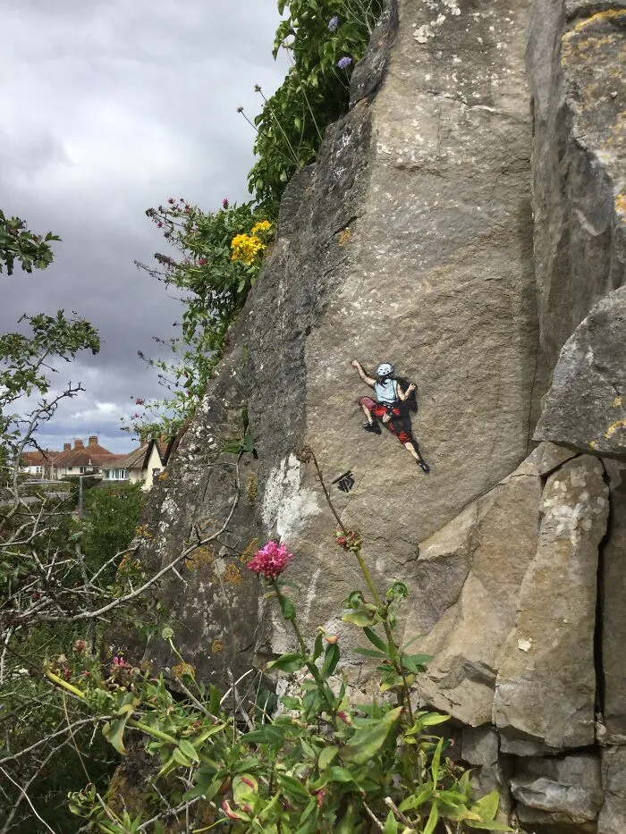 20 Works Of Street Graffiti That Interacts With Its Surroundings By This Artist (New Pics)