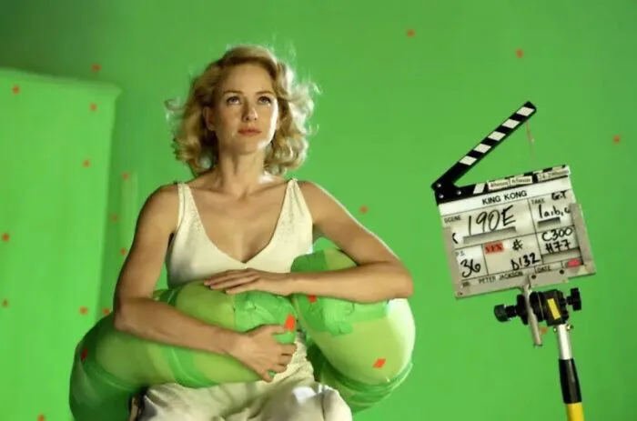 Naomi Watts Being Held By King Kong