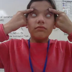 weirdo biatch