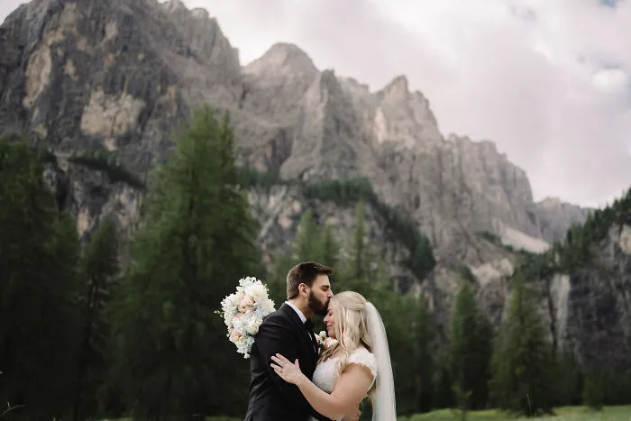 I Continue To Help Couples Ditch The Big Wedding And Elope In The Places That Make Them Feel Alive (30 New Pics)