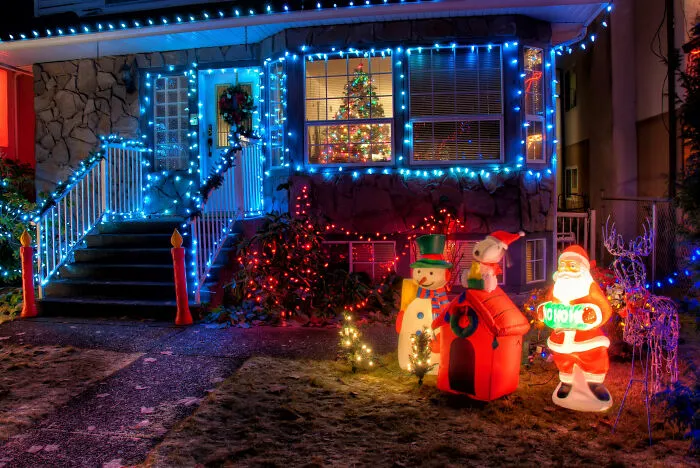 Create a Festive Outdoor Christmas Decor
