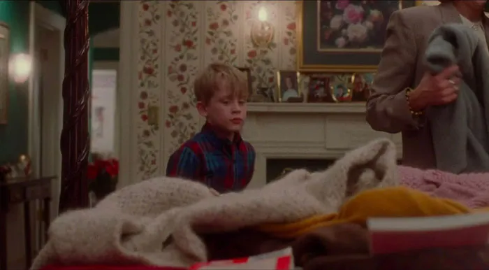 135 Christmas Trivia Questions To Make The Wait A Bit More Festive