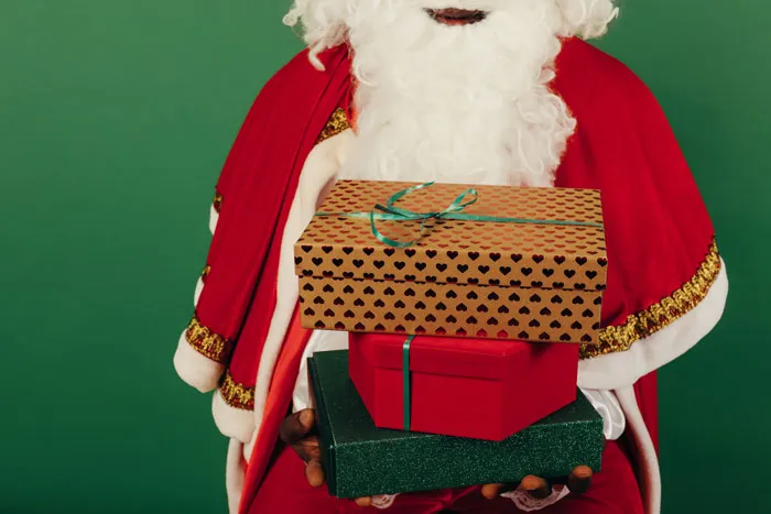 135 Christmas Trivia Questions To Make The Wait A Bit More Festive