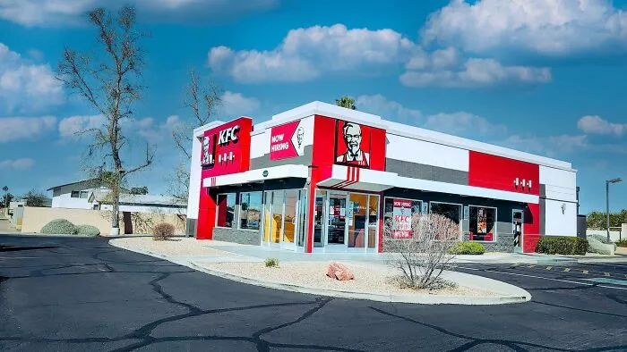 "What Restaurants Do You Refuse To Go To And Why?" (30 Answers)