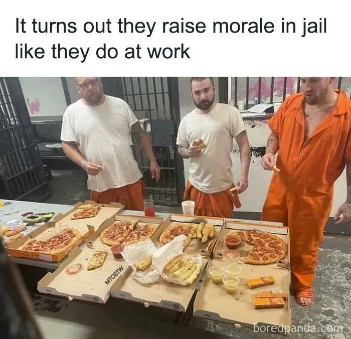 This Page Mercilessly Mocks Those With A LinkedIn Grindset, And Here Are 50 Of The Funniest Posts (New Pics)