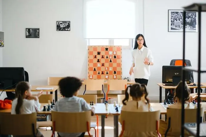 Someone Asked Women “Do You Have Any Career Regrets?” And Here Are The 30 Best Answers